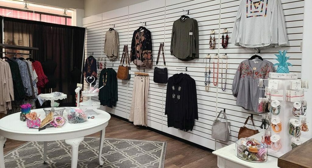 Now Open: Aerie promotes body positivity, empowerment through apparel at  River Ridge Mall